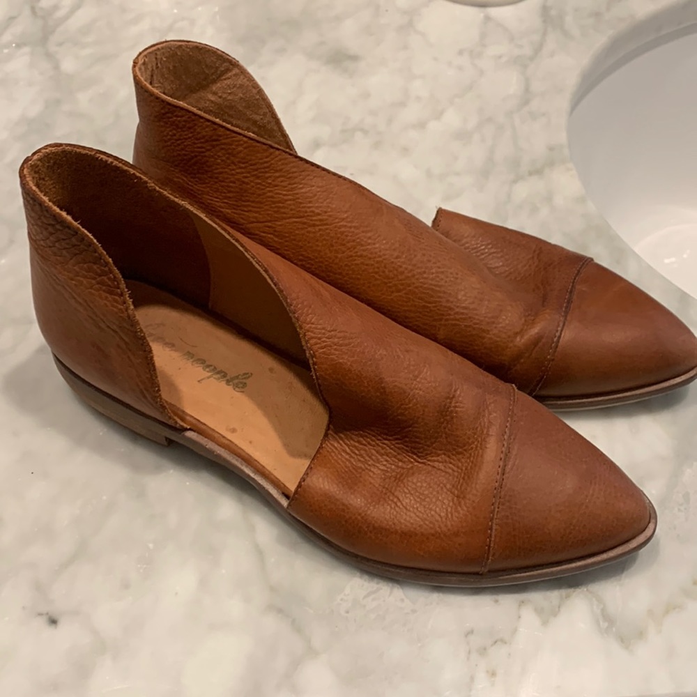Free People Royals Flat in Brown, size 36.5